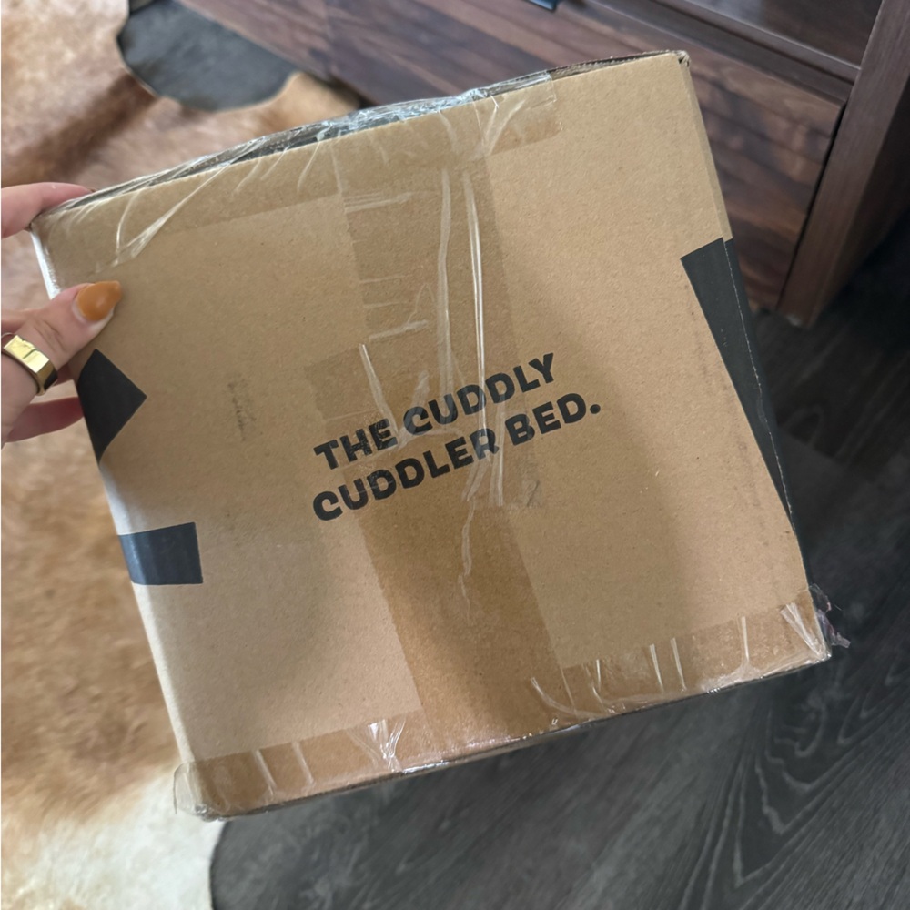 NEW BARK BOX Silver Grey Gray Fuzzy Donut Dog Pet Plush Cozy Circular Bed Pillow - Picture 6 of 8